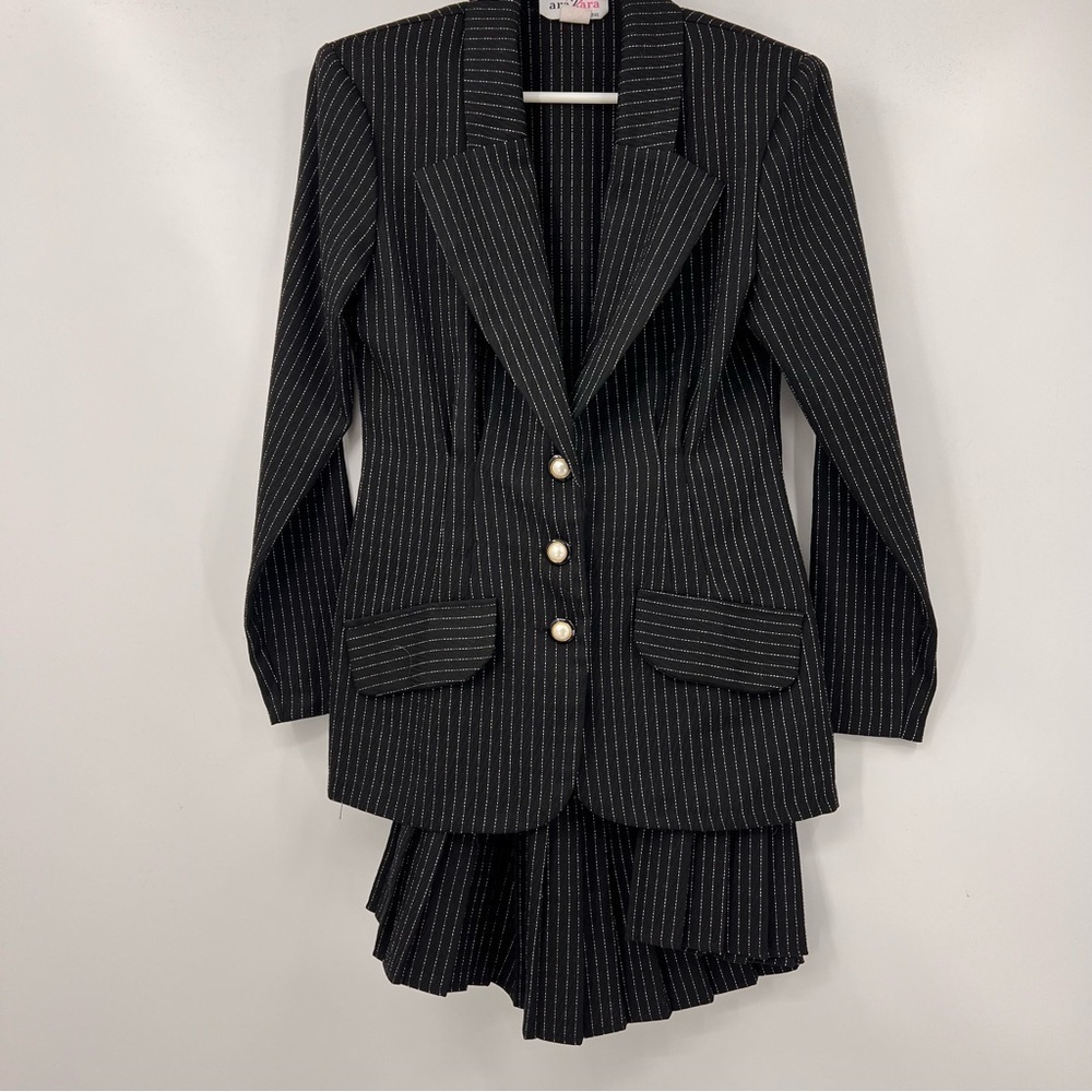 Zara By Justine Y2K Vintage Pinstripes Career Work Pleated Skirt Suit Set Sz 3/4 - Picture 3 of 8
